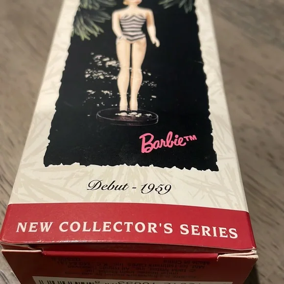 Hallmark Keepsake Ornament - Barbie Debut 1959 - Picture 3 of 8